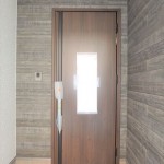 チサンマンション広島　玄関ドア　ドアホン(玄関)