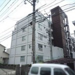 戸坂コーポラス外観　5階建ての3階部分です。