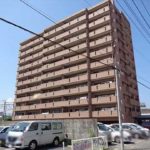 ダイアパレス府中グランアベニュー　外観。11階建ての4階部分です。