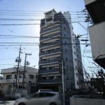 ベルシェ牛田本町　外観。9階建ての2階部分です。