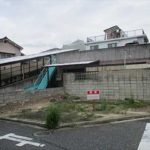 西区小河内町1丁目土地　現地。平坦地です！