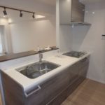 日商岩井光町ハイツ　新設：システムキッチン