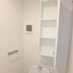日商岩井光町ハイツ　トイレ収納