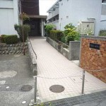 戸坂コーポラス　アプローチ