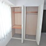 ヴィルヌーブ山根町　洋室5.8帖クローゼット