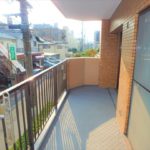 ダイアパレス東雲本町　南東向きバルコニーで陽当り良好です♪