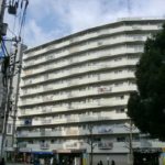 日商岩井光町ハイツ　外観
