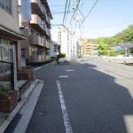 東区牛田中１丁目中古　前面道路