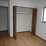南区西本浦町新築　洋室クローゼット