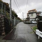 東区牛田東2丁目土地　現地前面道路