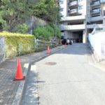 ヴィルヌーブ山根町　マンションへのアプローチ