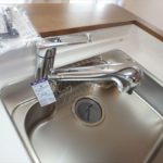 ダイアパレス東雲本町　浄水器一体型水栓付きのキッチンシンク