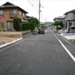 向洋新町3丁目土地　現地前面道路