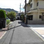東区上温品2丁目中古　前面道路