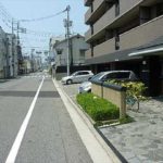 ライオンズマンション三本松　前面道路