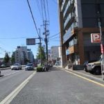 西区南観音3丁目土地　現地前面道路