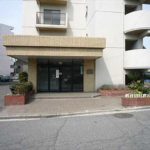 シャルム東雲　エントランスへのアプローチ