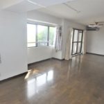 ヴィルヌーブ山根町　開放感あふれる23.7帖のLDK♪