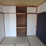 ダイアパレス二葉　和室6帖には天袋も付いています。