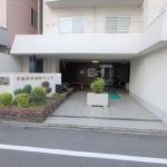 パークハイム牛田弐番館　エントランス入口(外観)
