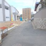 東区牛田東3丁目土地　現地前面道路