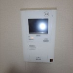 牛田公園パークマンション　来客が一目で分かるTVモニター付きインターホン